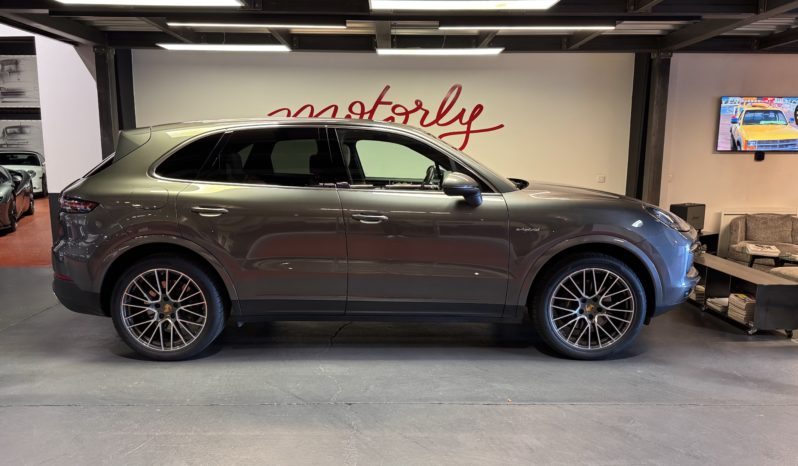 PORSCHE CAYENNE E-HYBRID 3.0 V6 462CH full