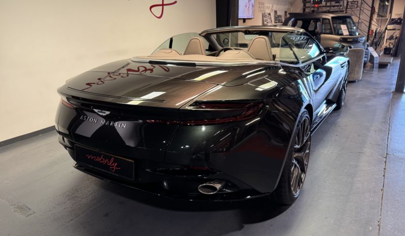 ASTON MARTIN DB12 VOLANTE V8 4.0L 680CH full