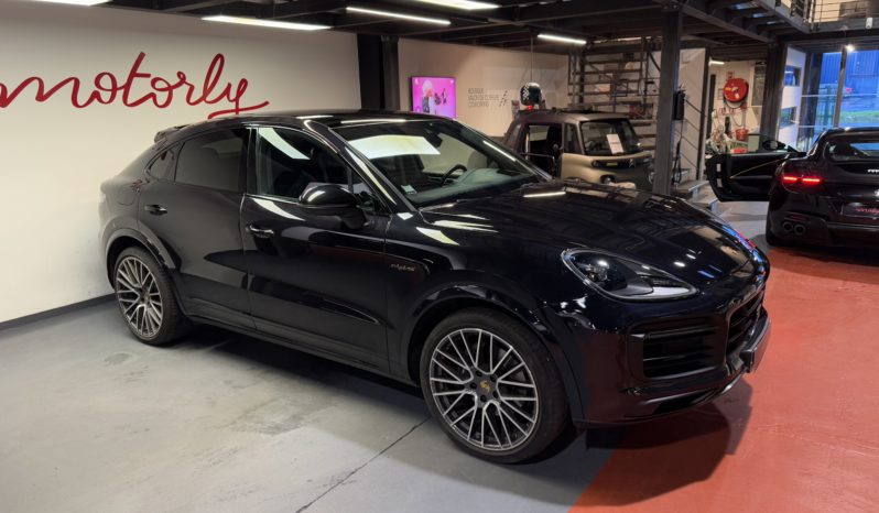 PORSCHE CAYENNE COUPE E-HYBRID 3.0 – V6 – 462 CH plein