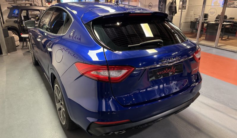 MASERATI LEVANTE GRANSPORT 3.0 V6 DIESEL 275CH full