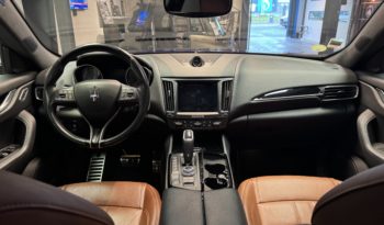 MASERATI LEVANTE GRANSPORT 3.0 V6 DIESEL 275CH full